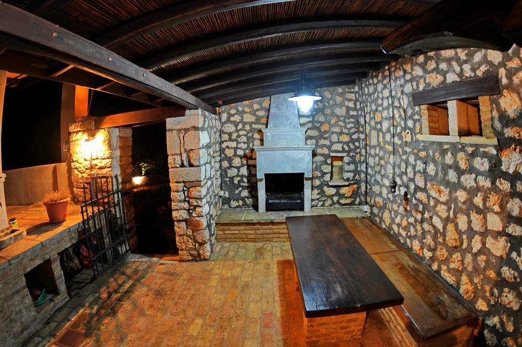 Domus Nostos Villa Apolpaina Exterior foto